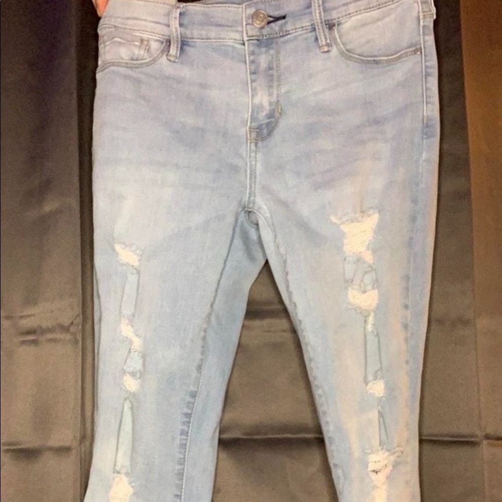 Pacsun Ripped Jeans - Picture 2 of 4